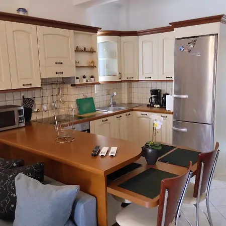 Elpida's Cozy Apartmán *